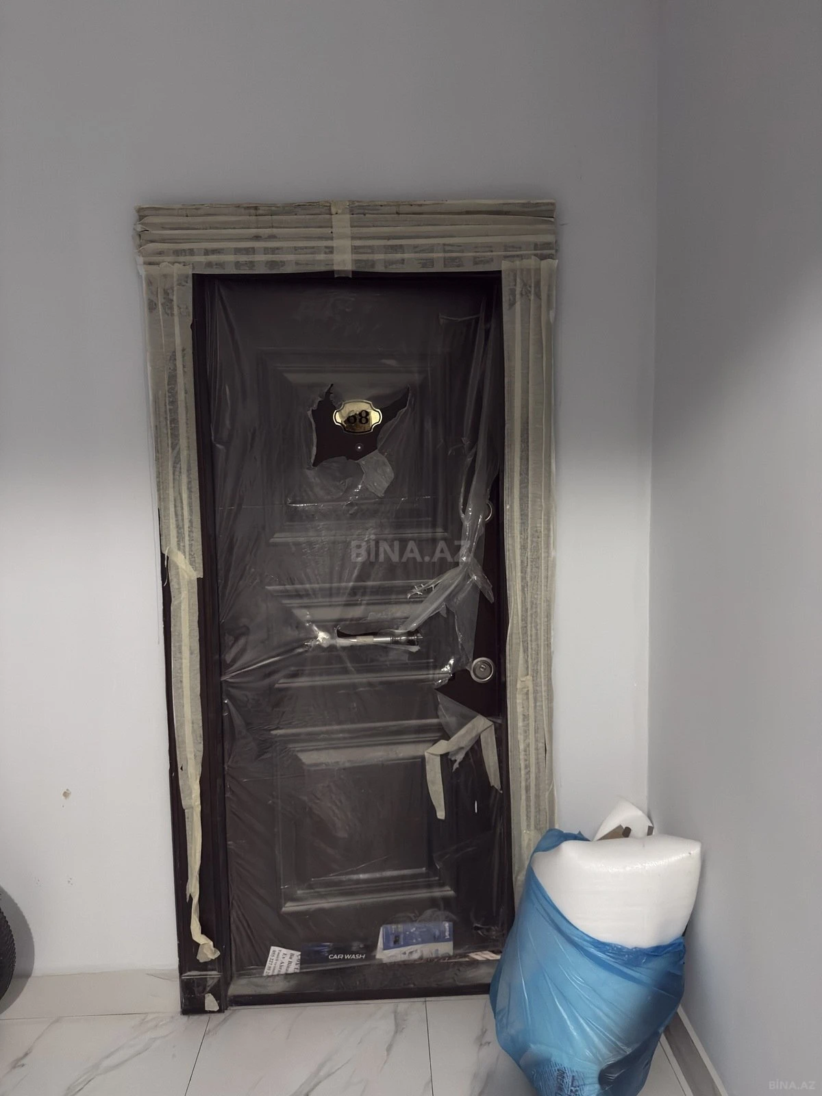 Satılır 3 otaqlı mənzil 220 m²