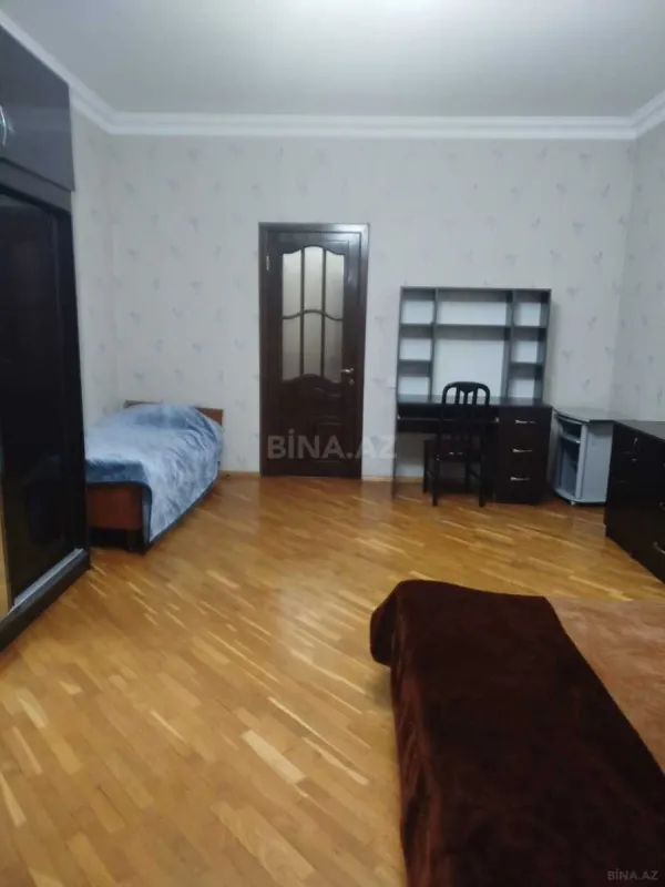 Satılır 4 otaqlı mənzil 96 m²