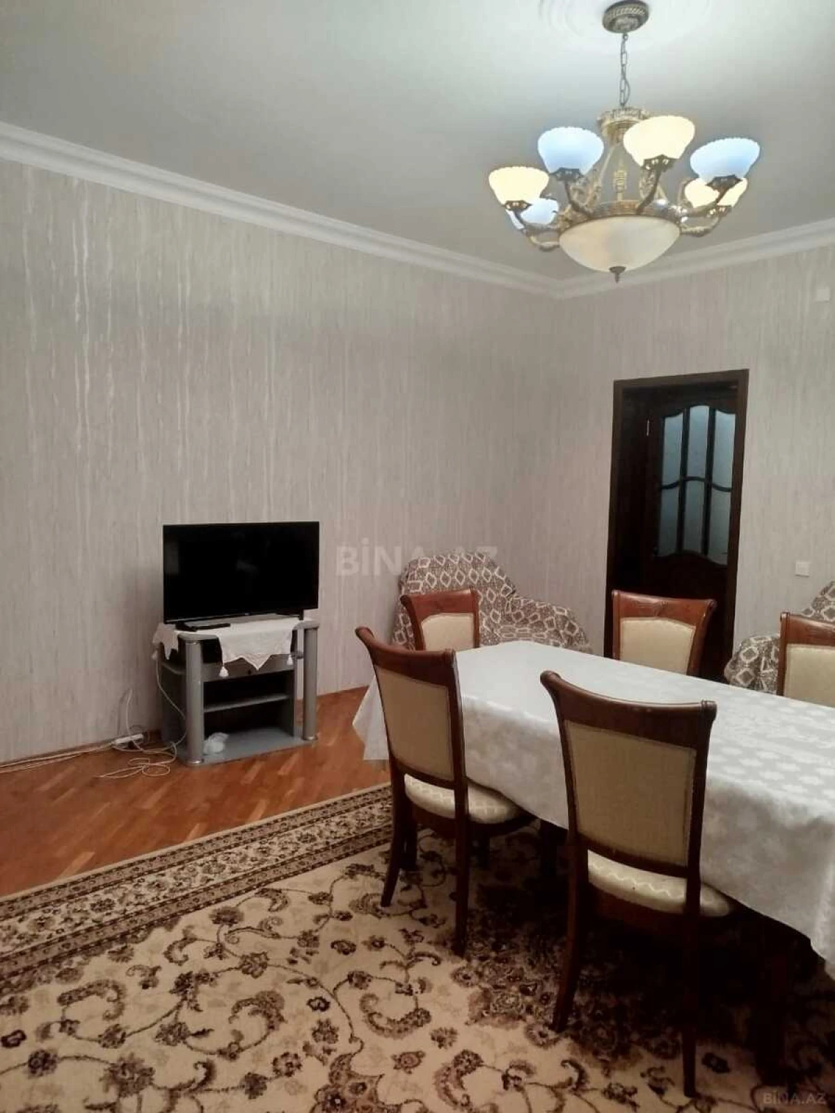 Satılır 4 otaqlı mənzil 96 m²