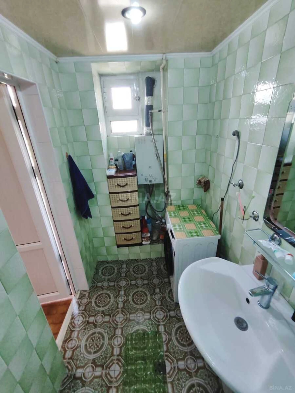 Satılır 4 otaqlı mənzil 96 m²