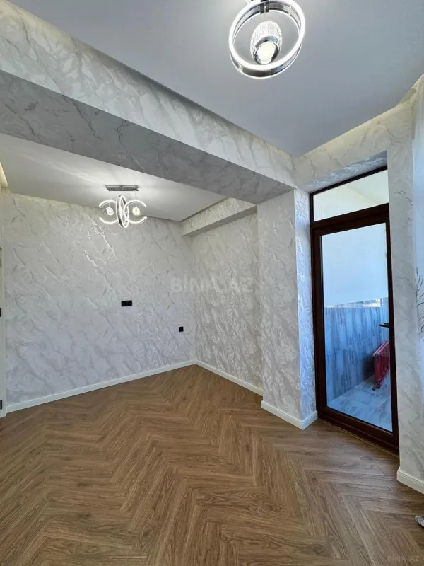 Satılır 3 otaqlı mənzil 115 m²