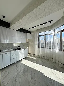 Satılır 3 otaqlı mənzil 115 m²