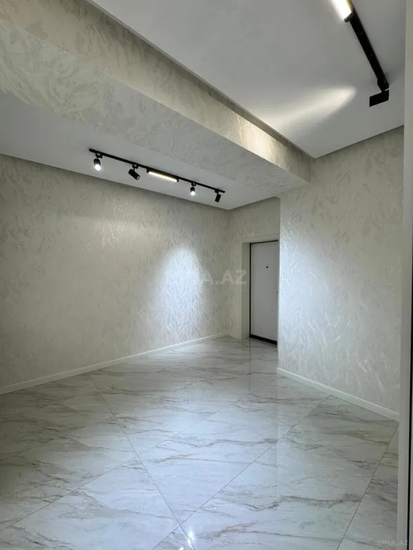 Satılır 3 otaqlı mənzil 115 m²