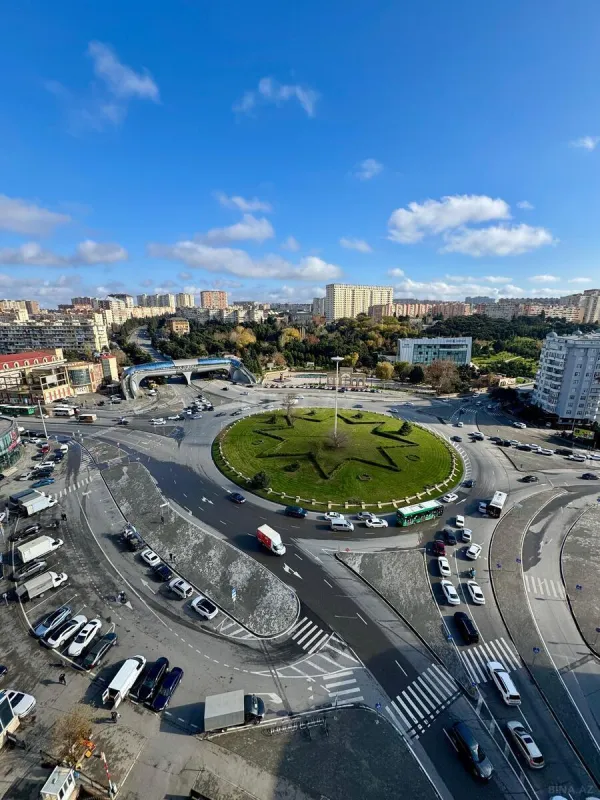 Satılır 3 otaqlı mənzil 115 m²