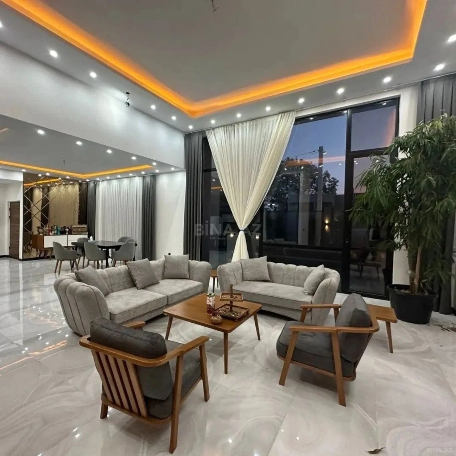 Kirayə verilir 4 otaqlı həyət evi 200 m²