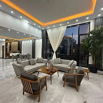 Kirayə verilir 4 otaqlı həyət evi 200 m²