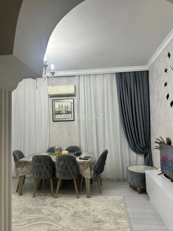 Satılır 2 otaqlı mənzil 65 m²