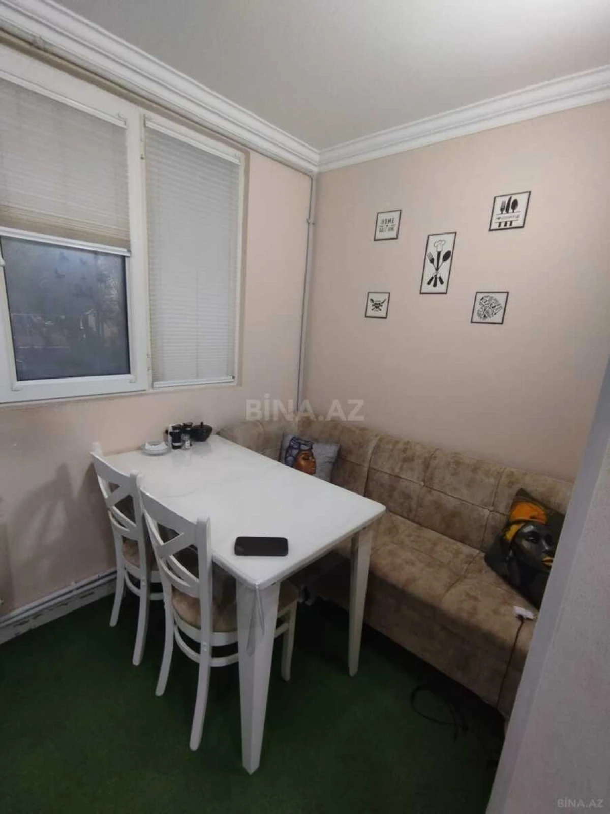 Satılır 2 otaqlı mənzil 65 m²