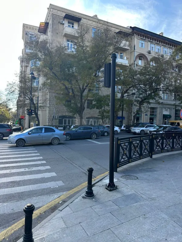 Satılır 2 otaqlı mənzil 65 m²