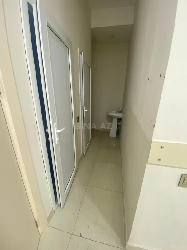 Kirayə verilir obyekt 171 m²