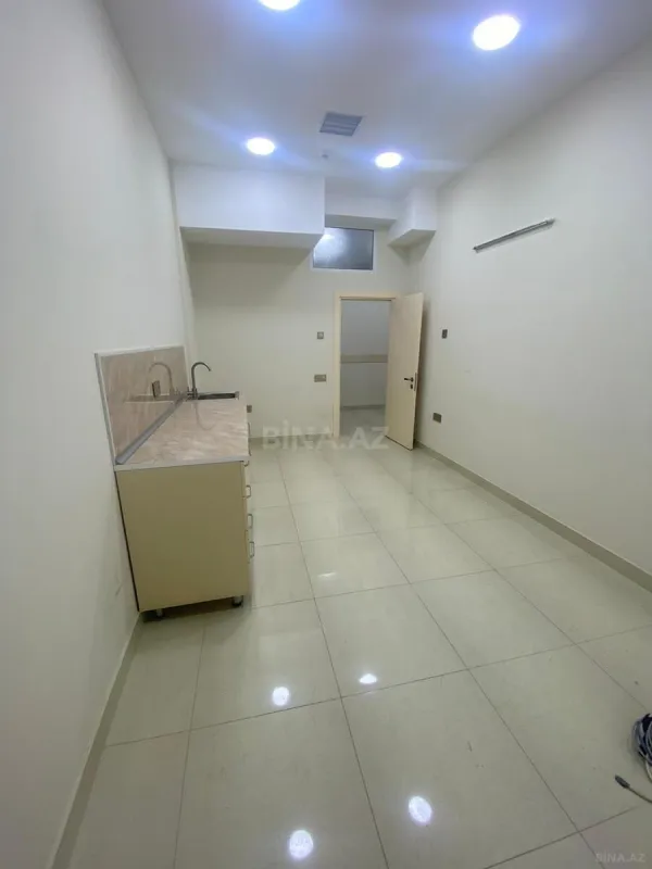 Kirayə verilir obyekt 171 m²