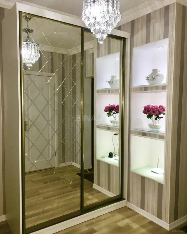 Satılır 2 otaqlı mənzil 68 m²