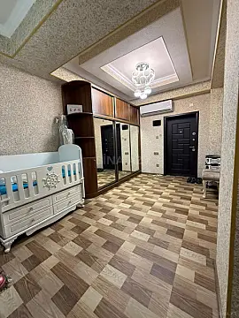 Satılır 2 otaqlı mənzil 90 m²