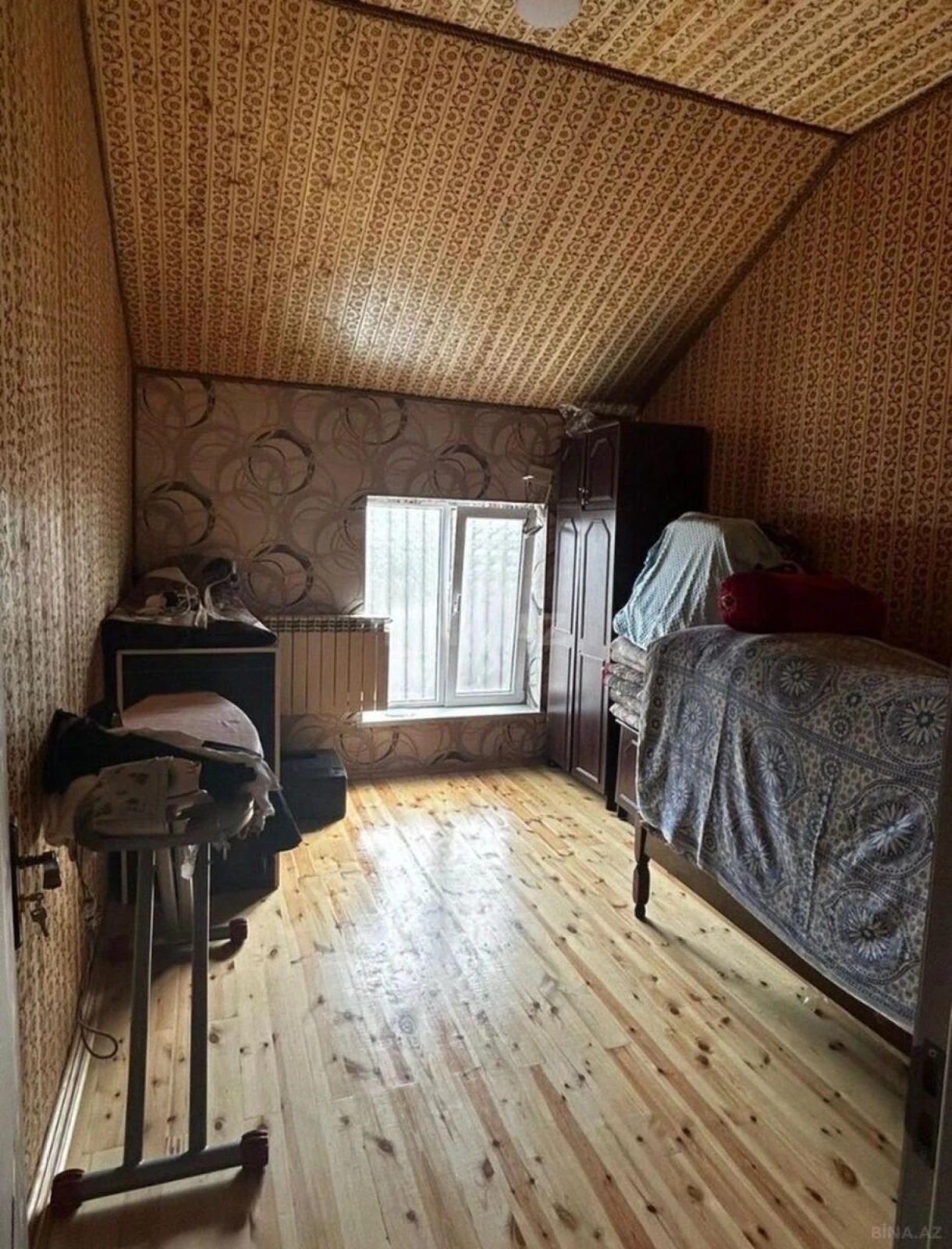 Satılır 6 otaqlı həyət evi 235 m²