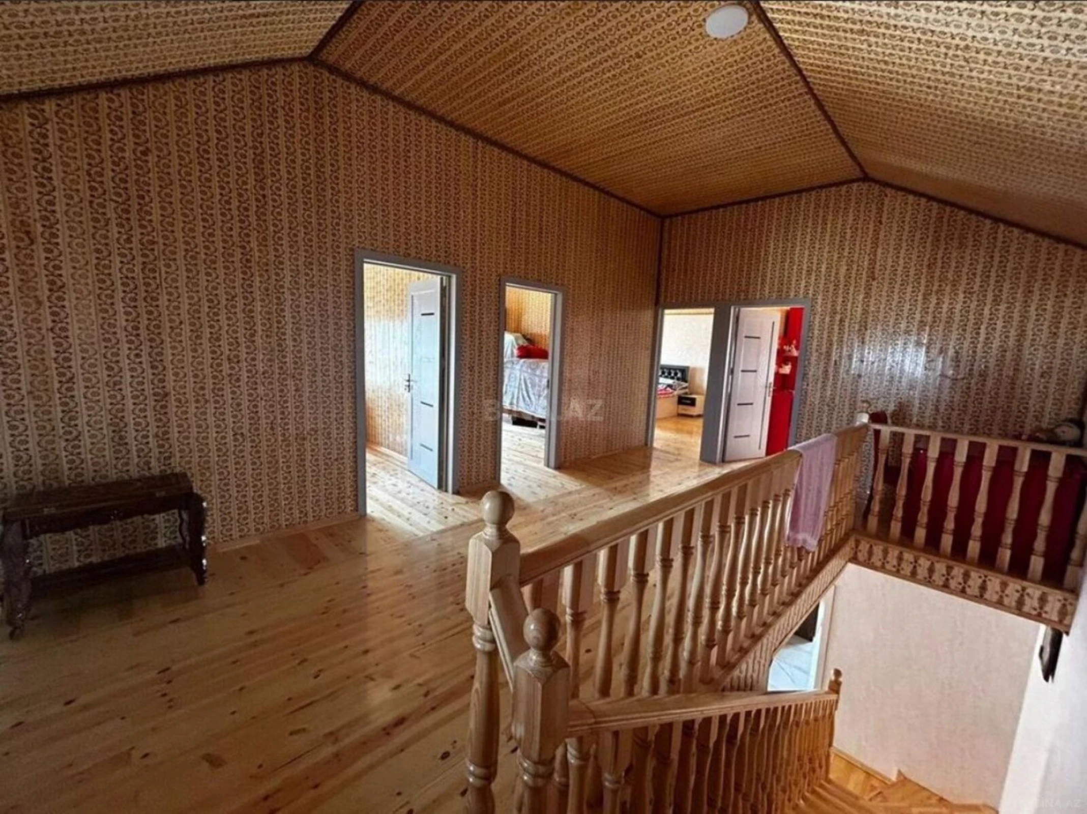 Satılır 6 otaqlı həyət evi 235 m²