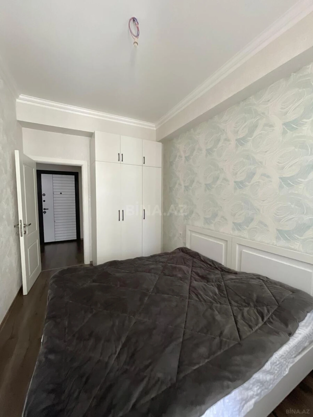 Kirayə verilir 2 otaqlı mənzil 65 m²