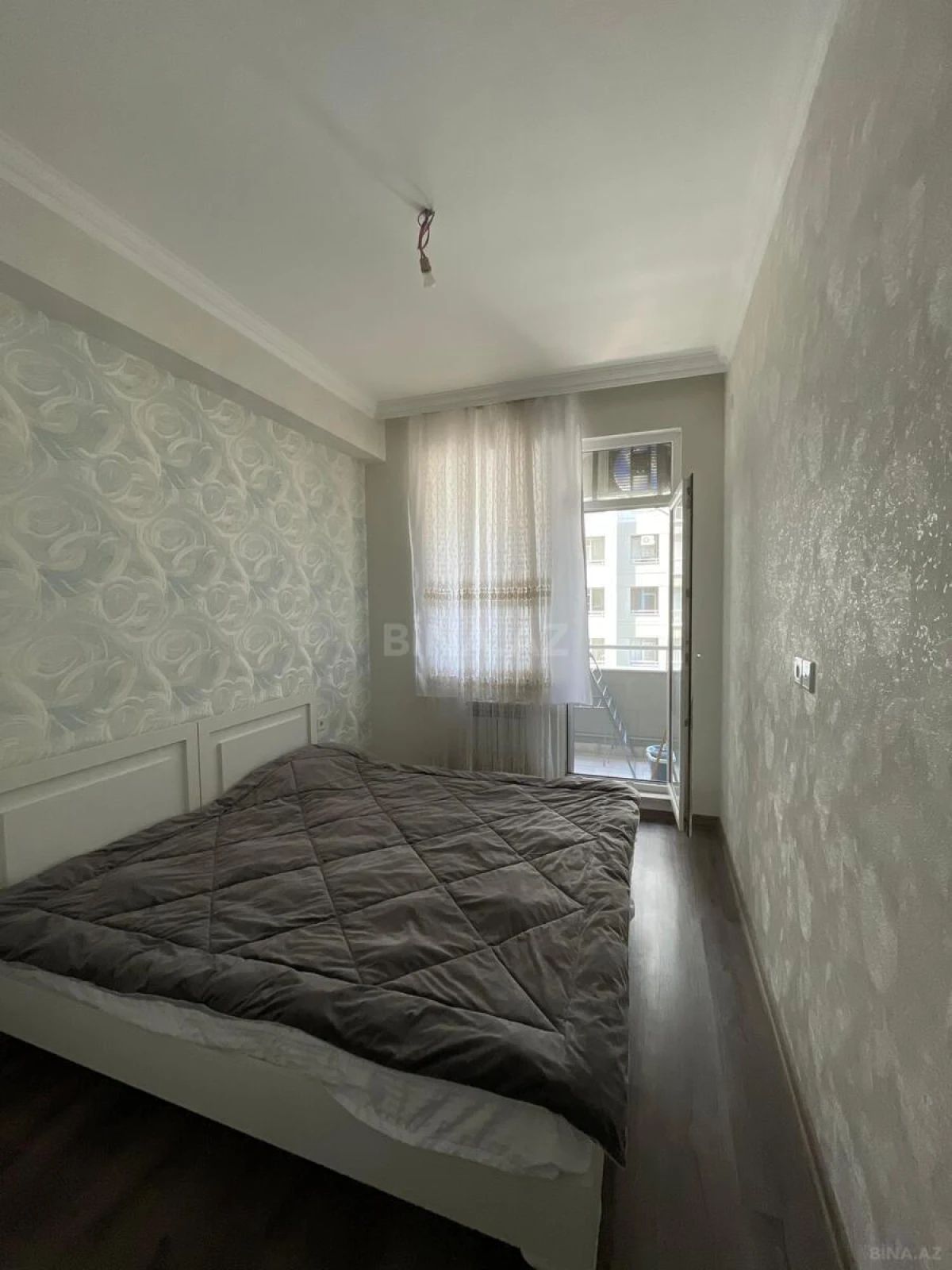 Kirayə verilir 2 otaqlı mənzil 65 m²