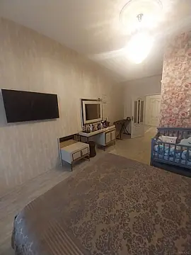 Satılır 3 otaqlı mənzil 129 m²