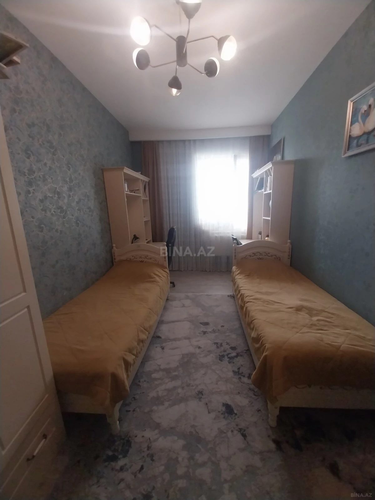 Satılır 3 otaqlı mənzil 129 m²