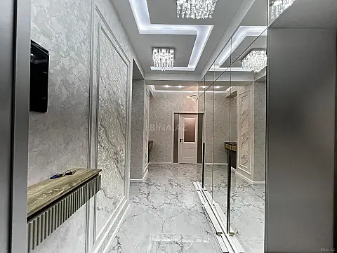 Satılır 3 otaqlı mənzil 125 m²