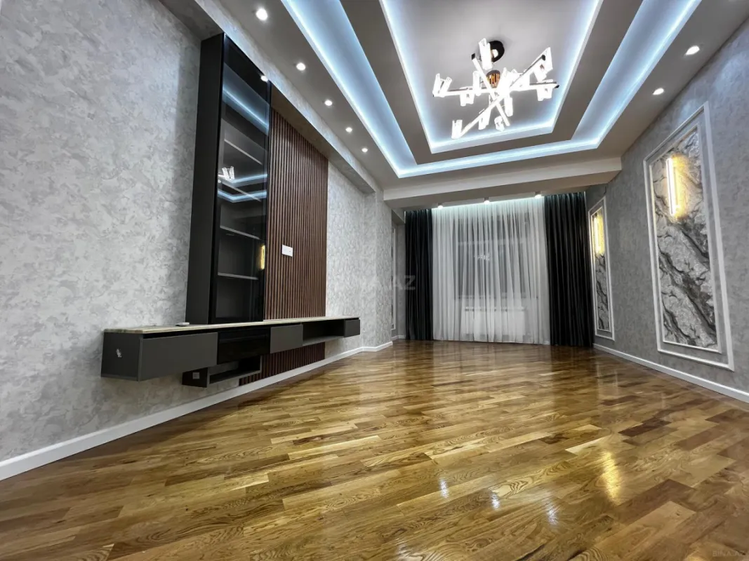 Satılır 3 otaqlı mənzil 125 m²