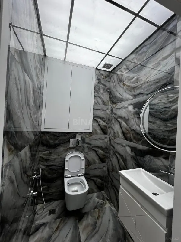 Satılır 3 otaqlı mənzil 125 m²