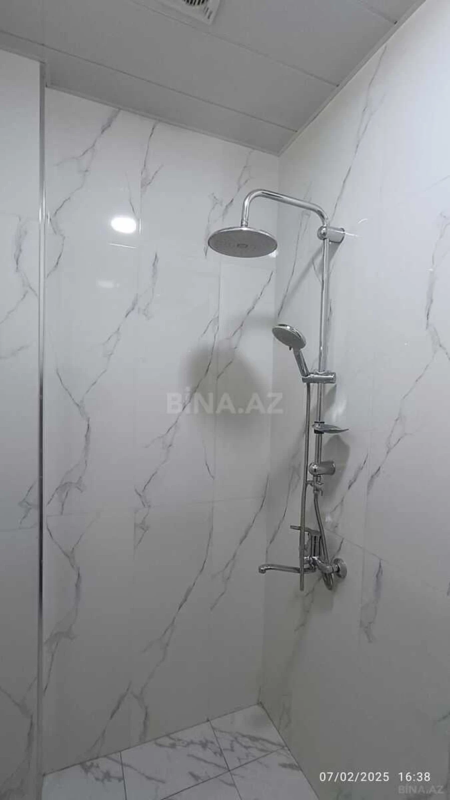 Satılır 3 otaqlı mənzil 106 m²