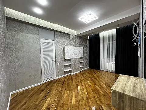 Satılır 3 otaqlı mənzil 120 m²