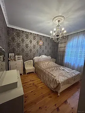 Satılır 6 otaqlı həyət evi 140 m²