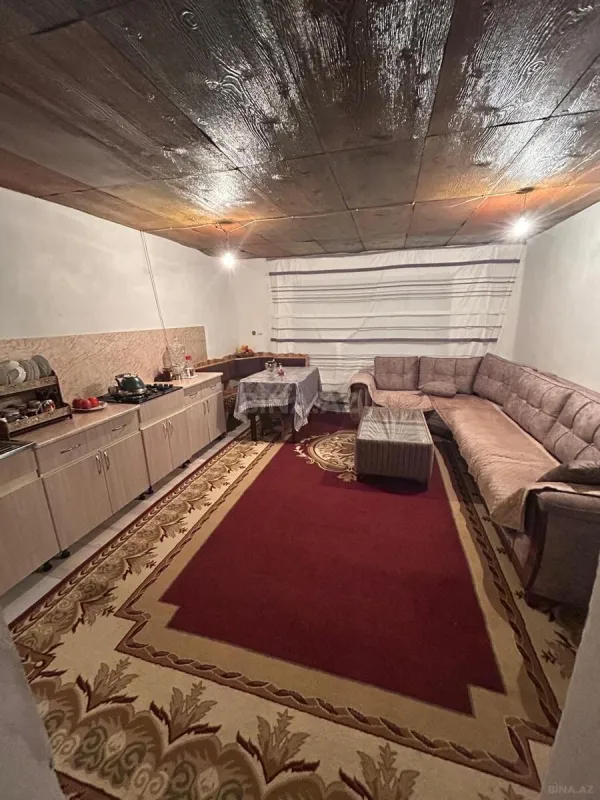 Satılır 6 otaqlı həyət evi 140 m²