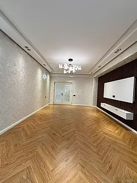 Satılır 3 otaqlı mənzil 110 m²