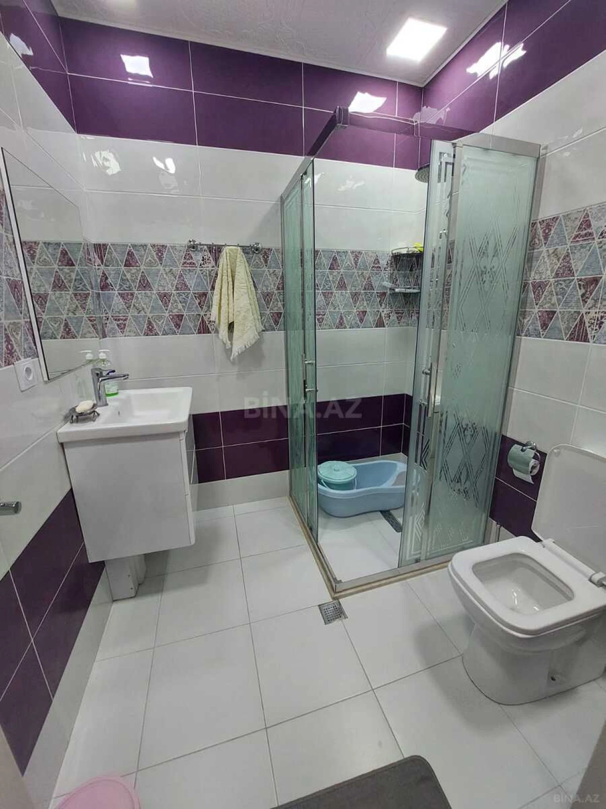 Satılır 5 otaqlı mənzil 152 m²