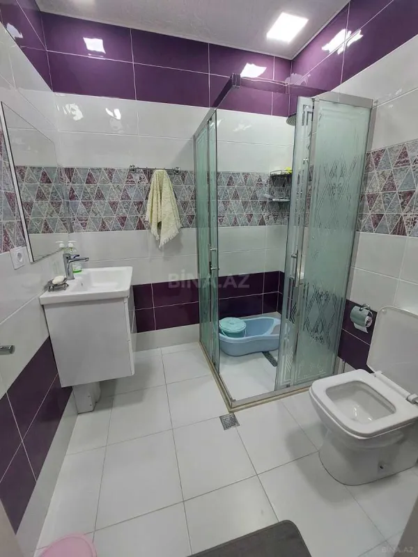 Satılır 5 otaqlı mənzil 152 m²