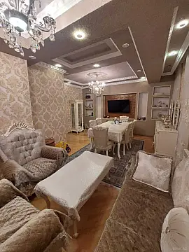 Satılır 5 otaqlı mənzil 152 m² — Bakı, İnşaatçılar 5 otaq 152.00 m²