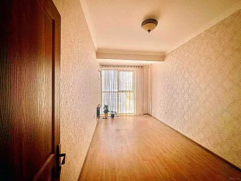 Satılır 3 otaqlı mənzil 115 m²