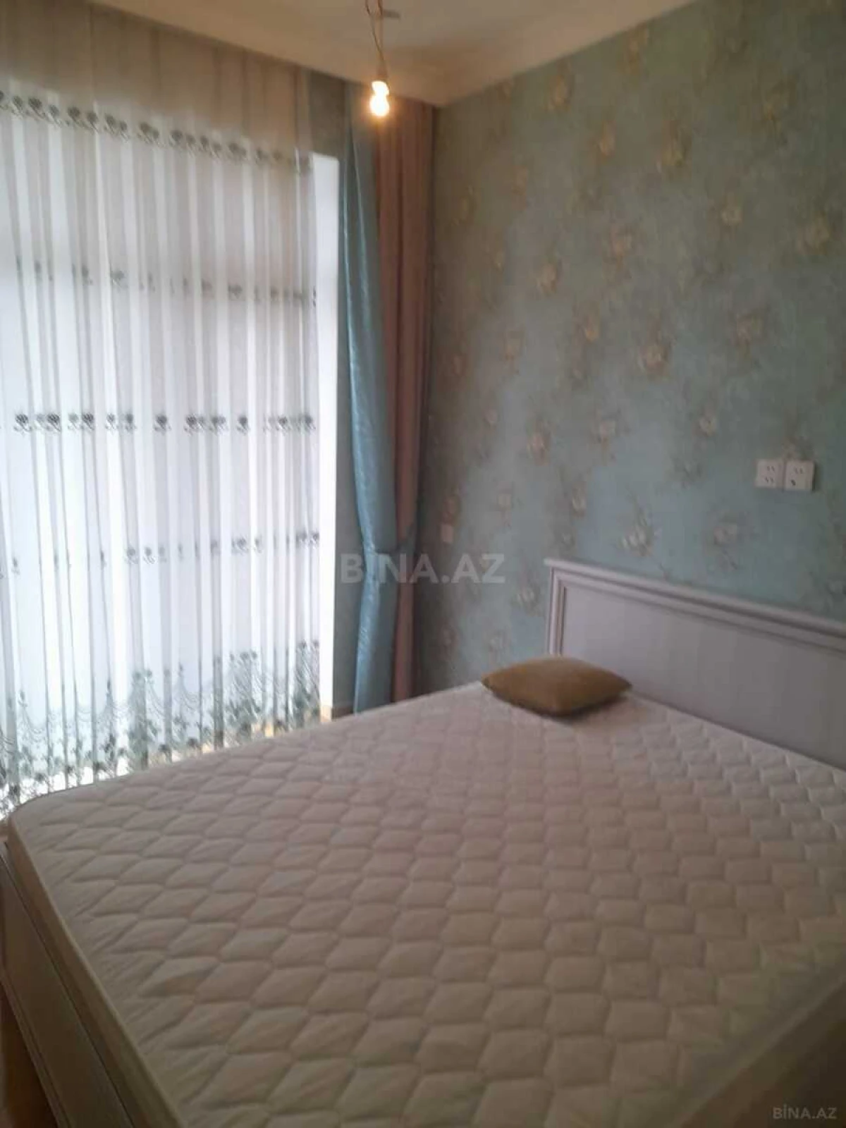 Kirayə verilir 3 otaqlı mənzil 148 m²