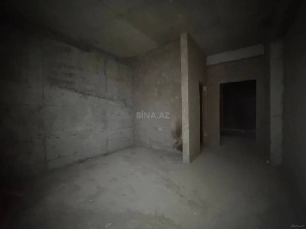 Satılır 3 otaqlı mənzil 157 m²