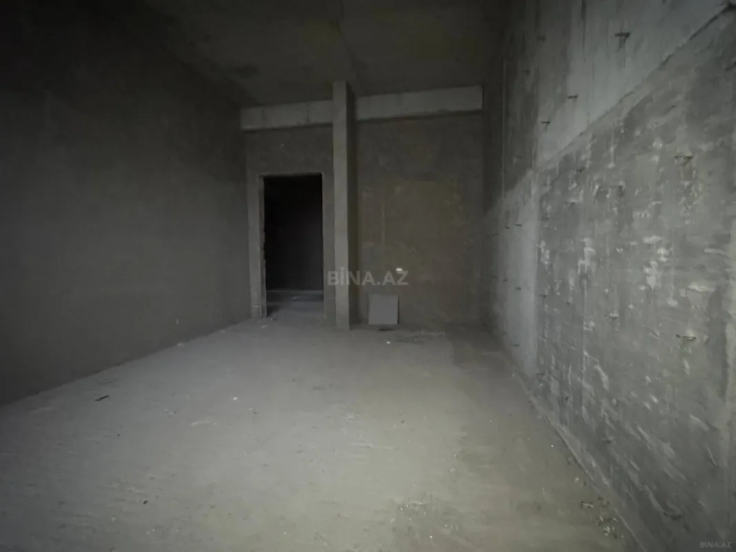 Satılır 3 otaqlı mənzil 157 m²