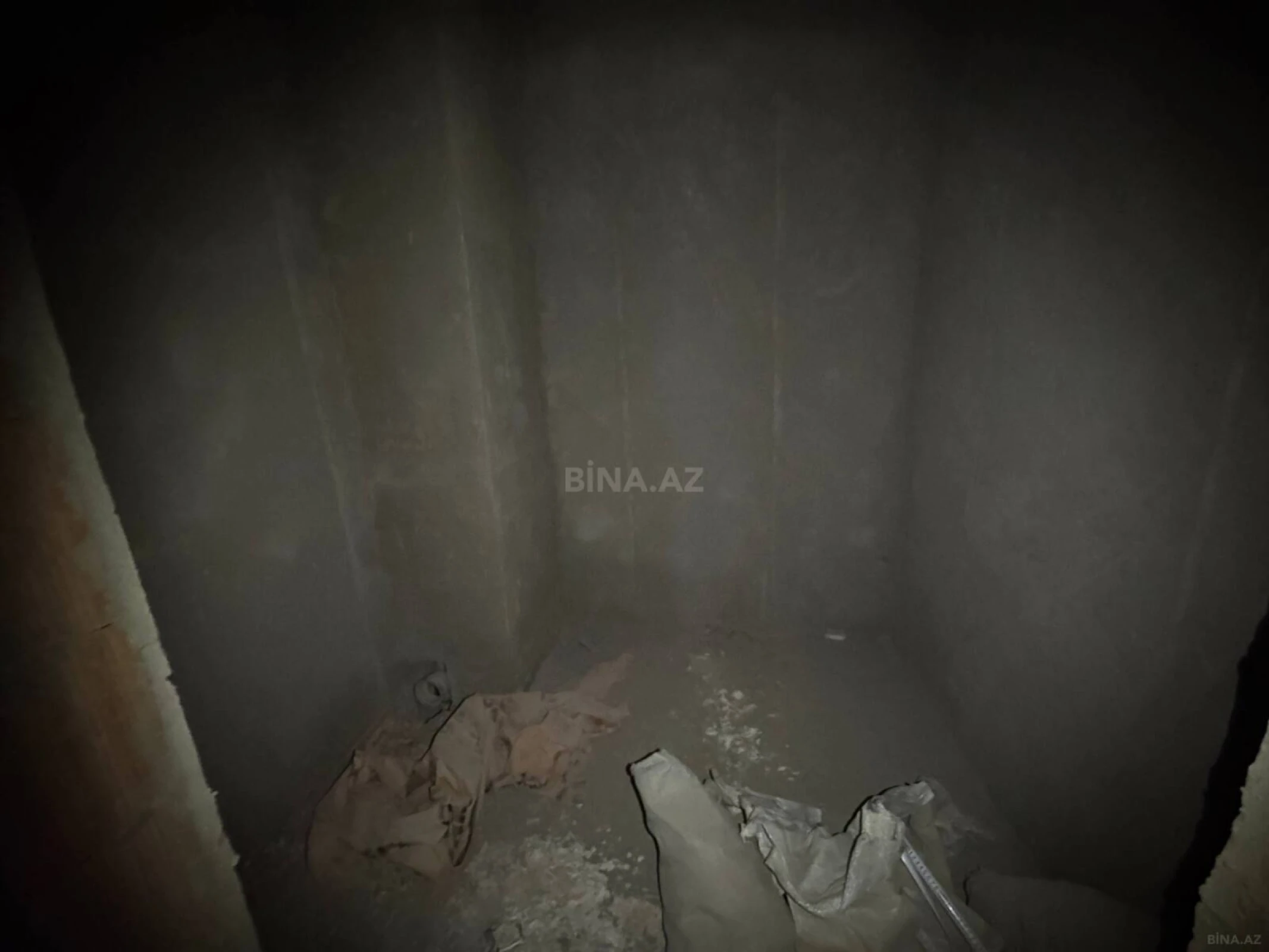 Satılır 3 otaqlı mənzil 157 m²