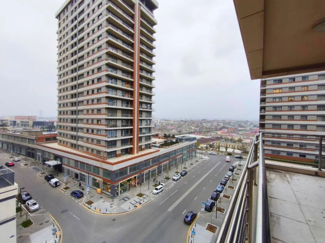 Satılır 3 otaqlı mənzil 157 m²