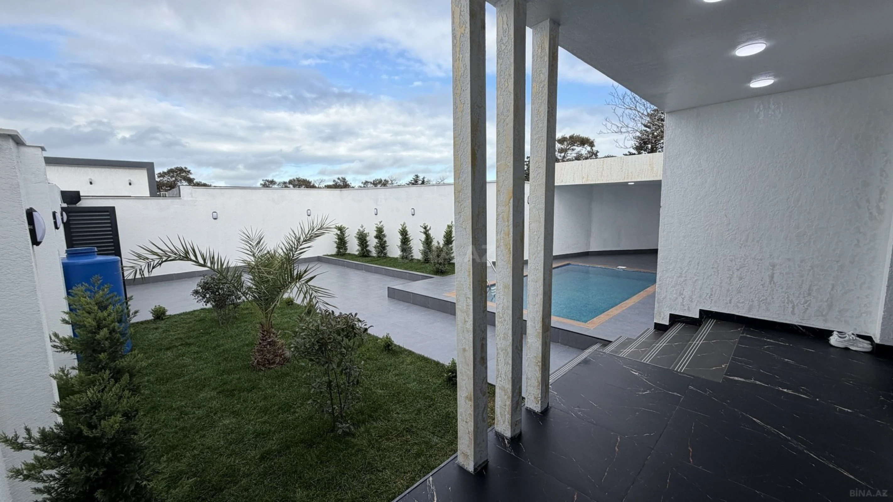 Satılır 4 otaqlı həyət evi 170 m²