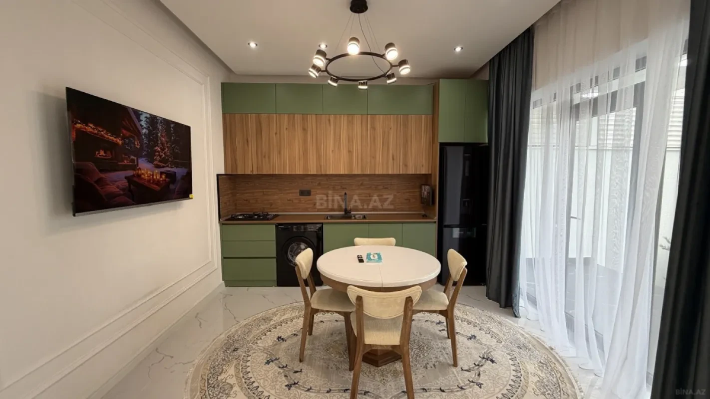 Satılır 4 otaqlı həyət evi 170 m²