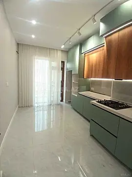 Satılır 2 otaqlı mənzil 96 m²