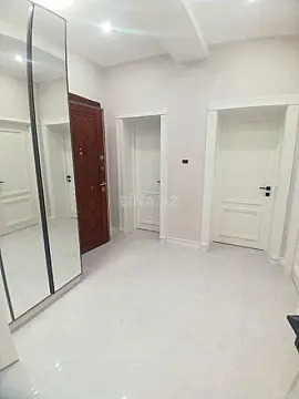 Satılır 2 otaqlı mənzil 96 m²
