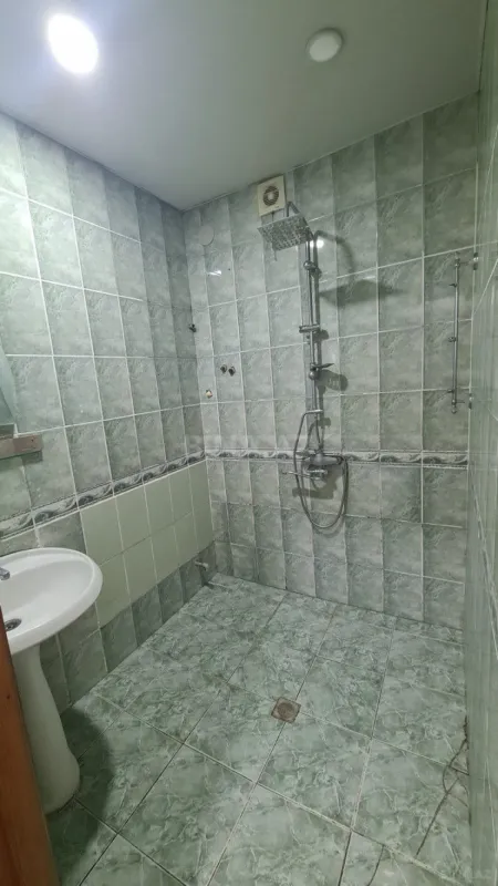 Kirayə verilir 2 otaqlı mənzil 55 m²