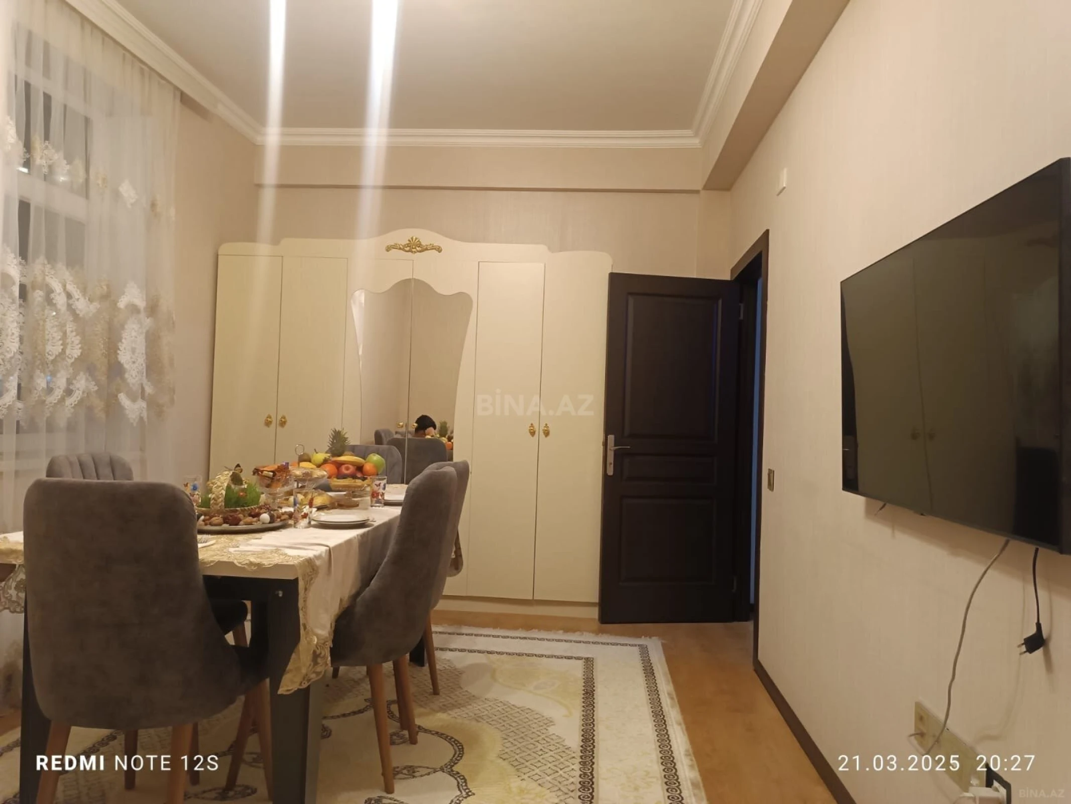 Satılır 2 otaqlı mənzil 65 m²