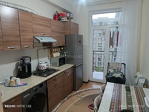 Satılır 2 otaqlı mənzil 65 m²