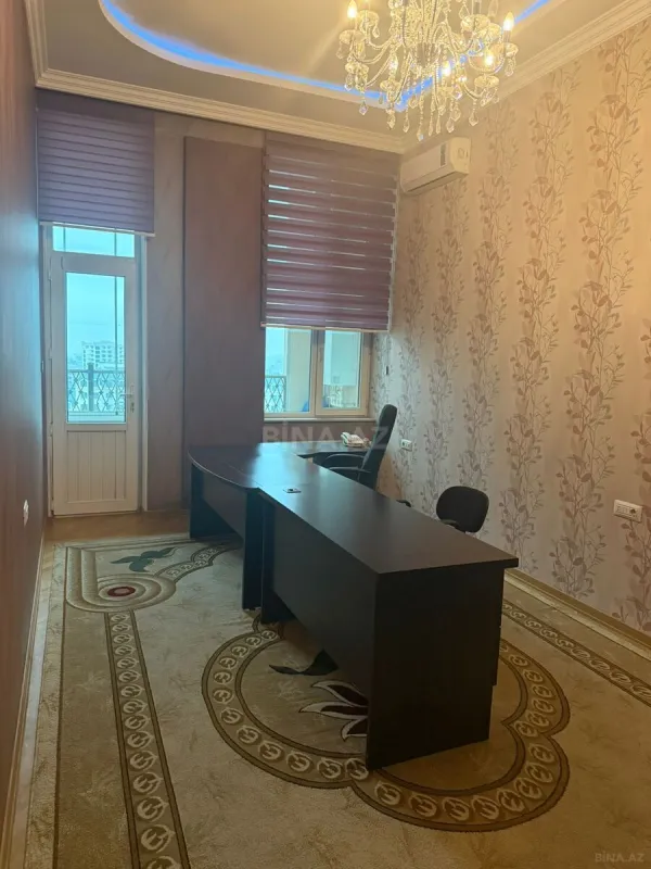 Kirayə verilir 8 otaqlı ofis 570 m²