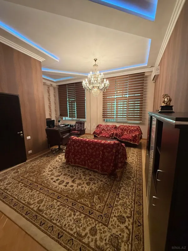 Kirayə verilir 8 otaqlı ofis 570 m²