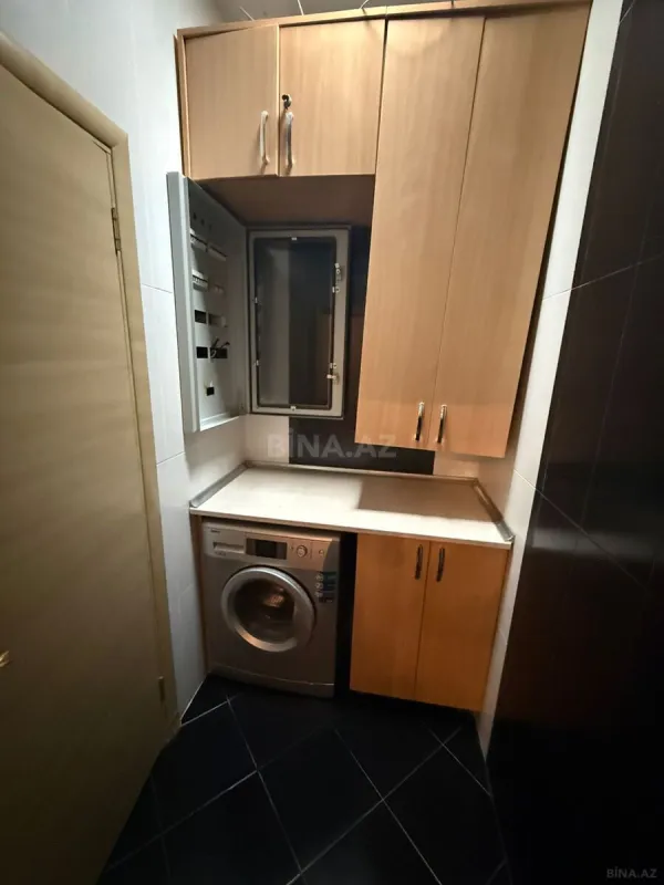 Kirayə verilir 8 otaqlı ofis 570 m²